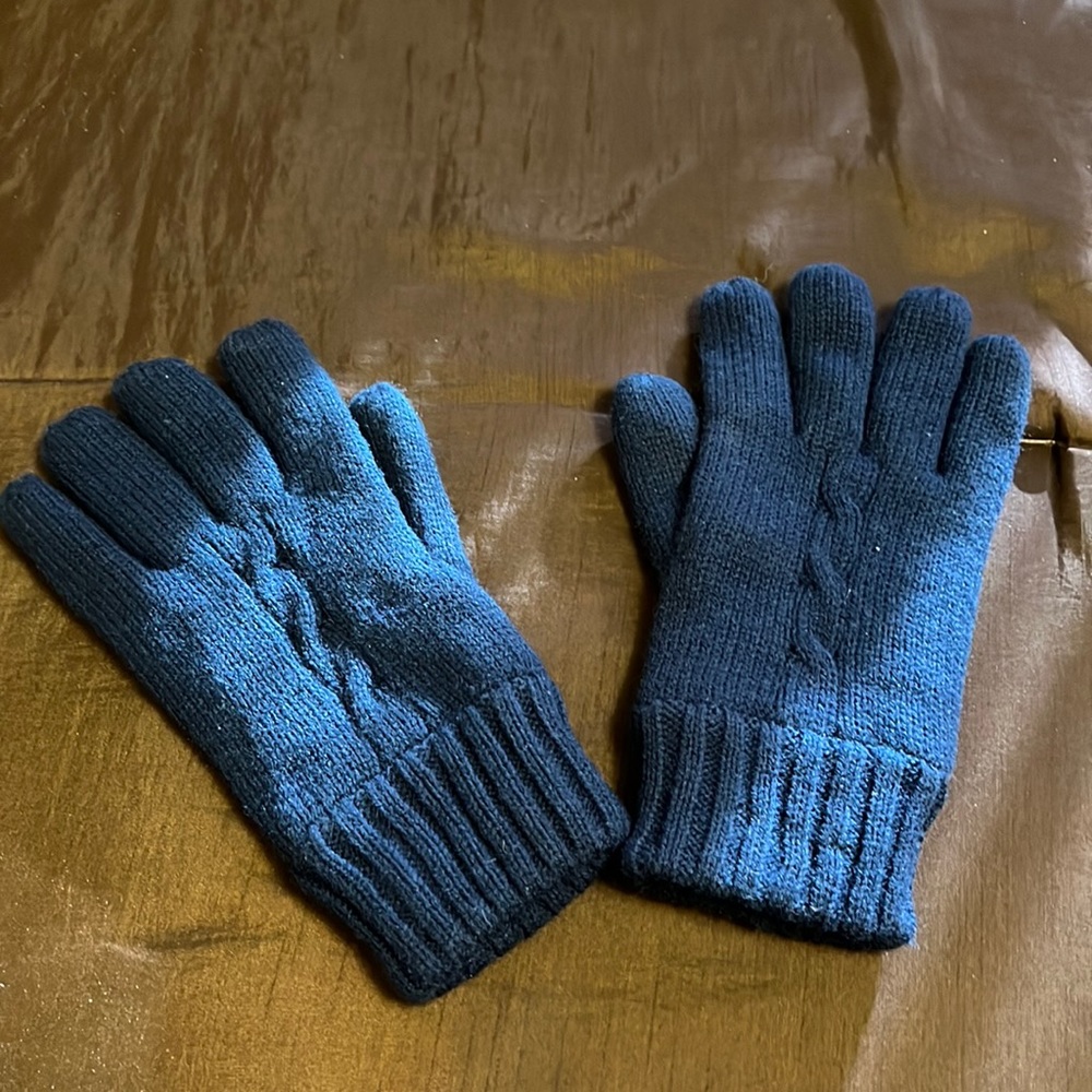 Winter gloves